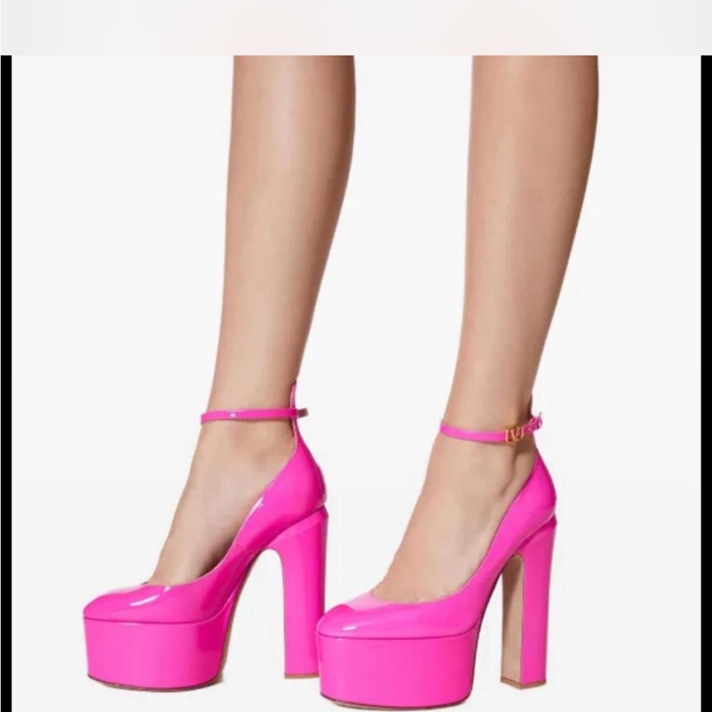 Valentino Tan- Go platform Heels